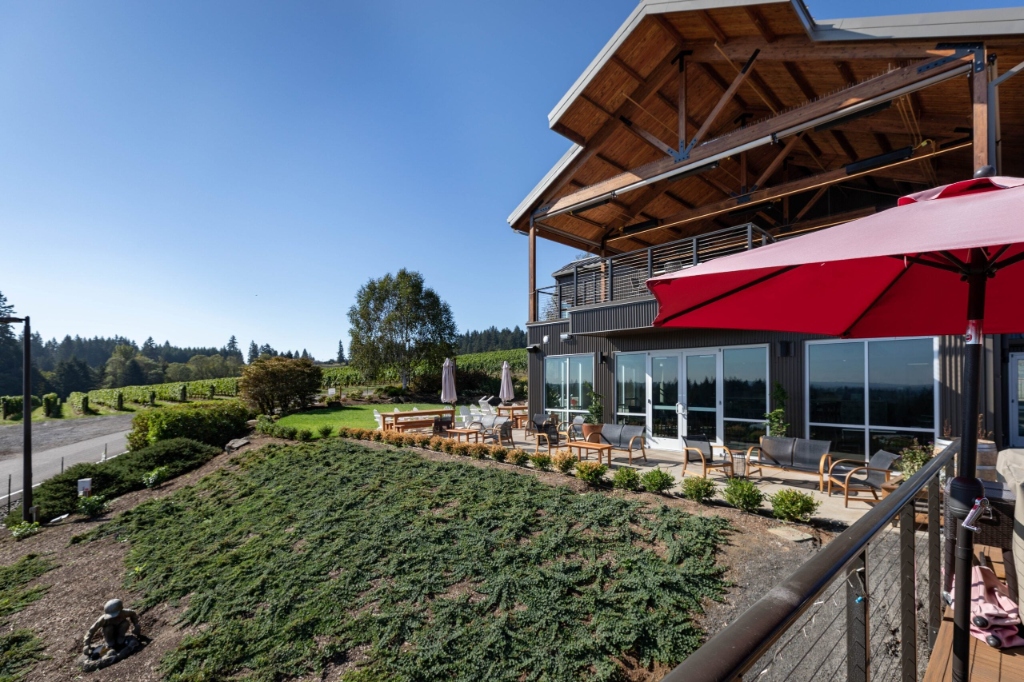 HAWKS VIEW WINERY